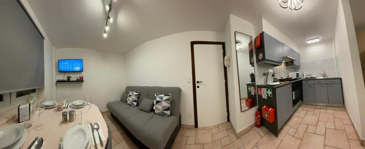 Gezellige Studio 1 Slaapkamer, 3Pers,Strand,Zee 50M Остенде Екстериор снимка
